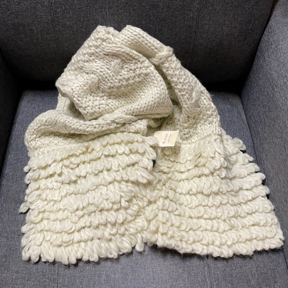 Altar’d State Ivory Cable Knit Scarf - Picture 5 of 5